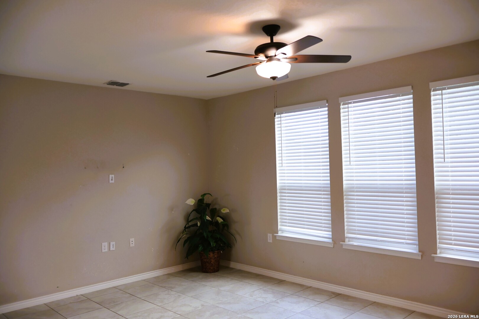 6339 Hibiscus Falls San Antonio TX 78218