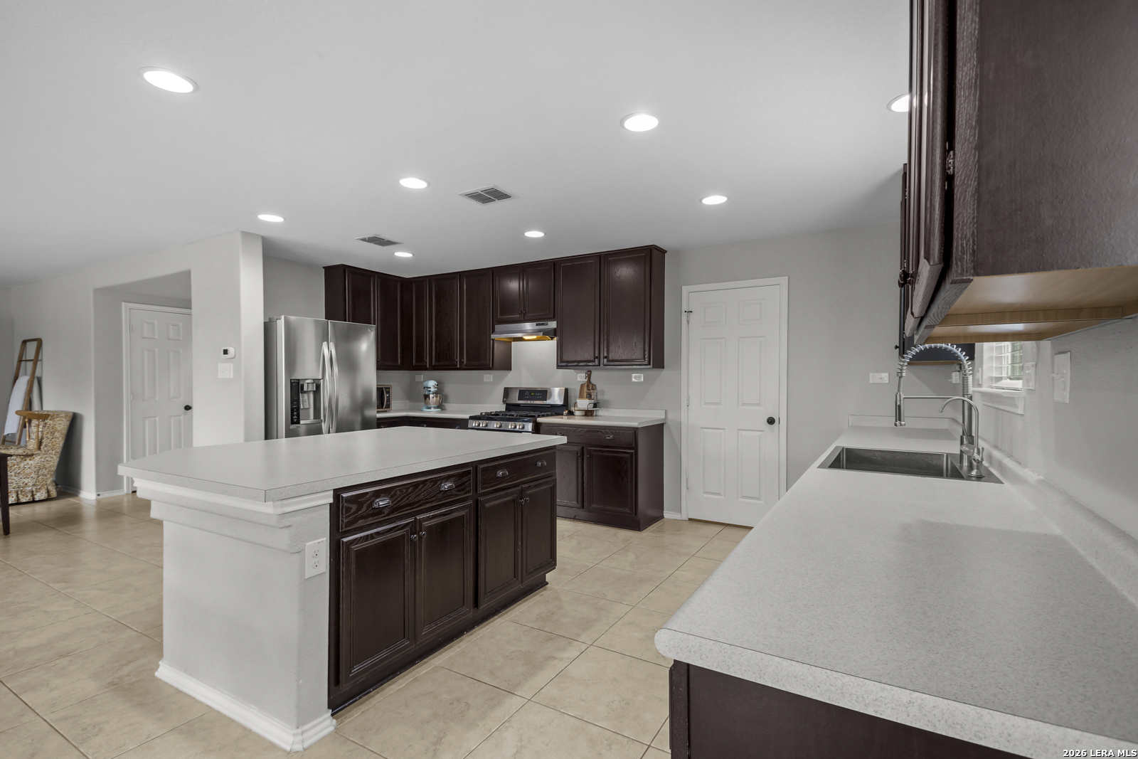 8422 Pioneer Field San Antonio TX 78253