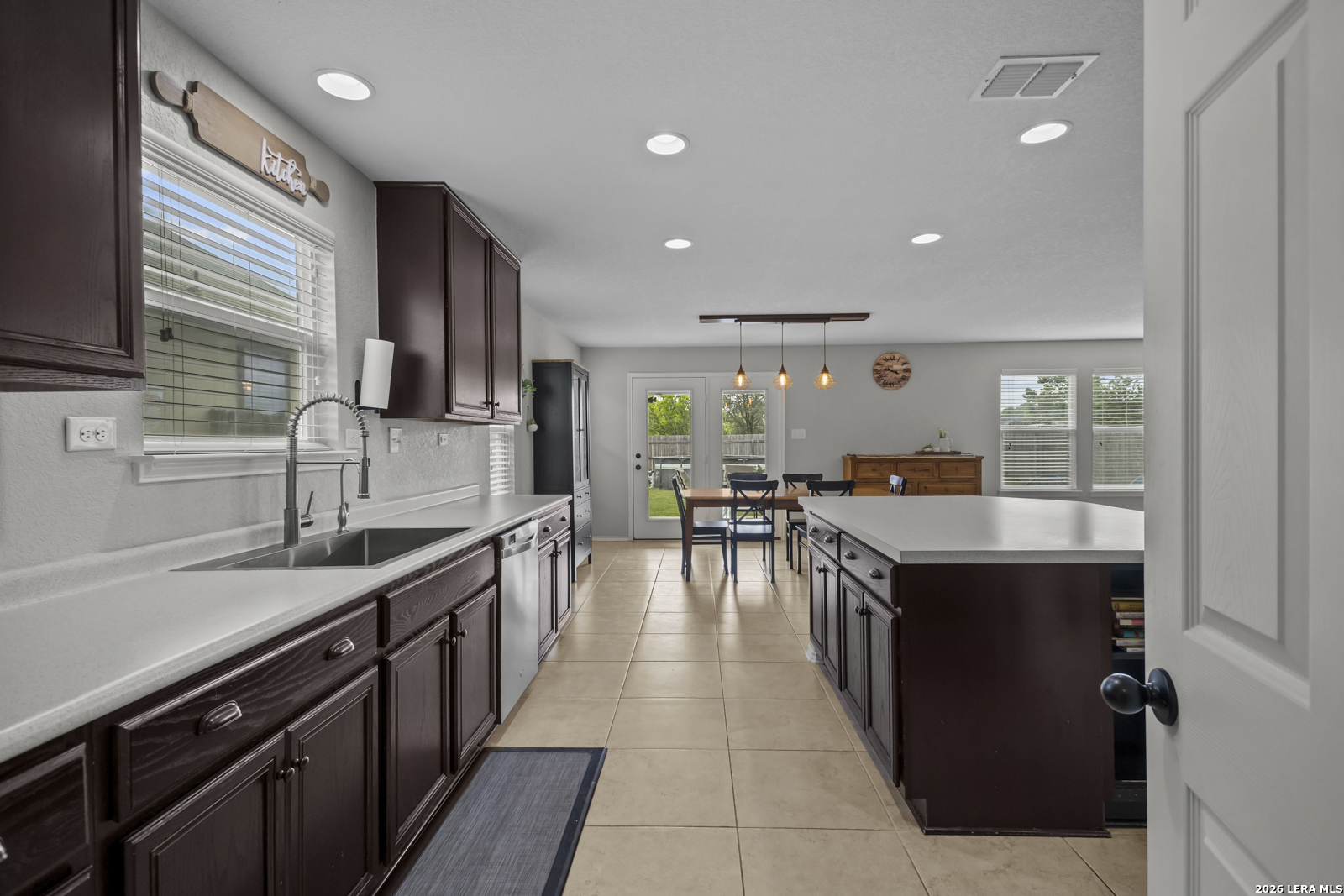 8422 Pioneer Field San Antonio TX 78253