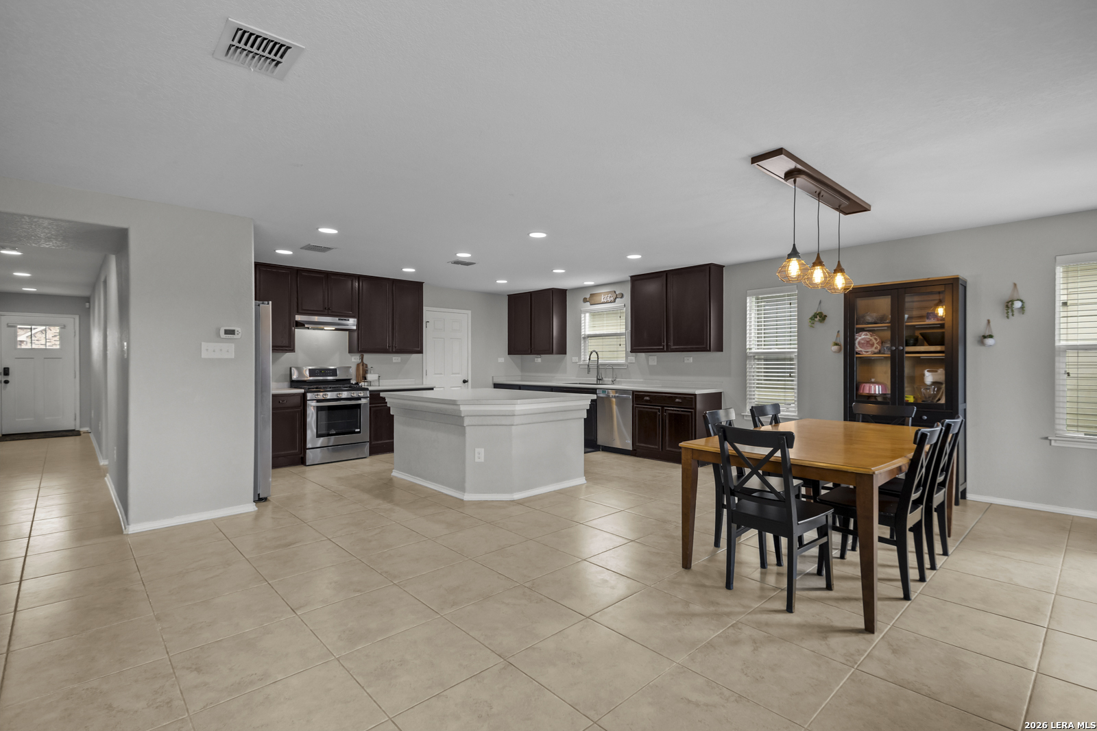 8422 Pioneer Field San Antonio TX 78253