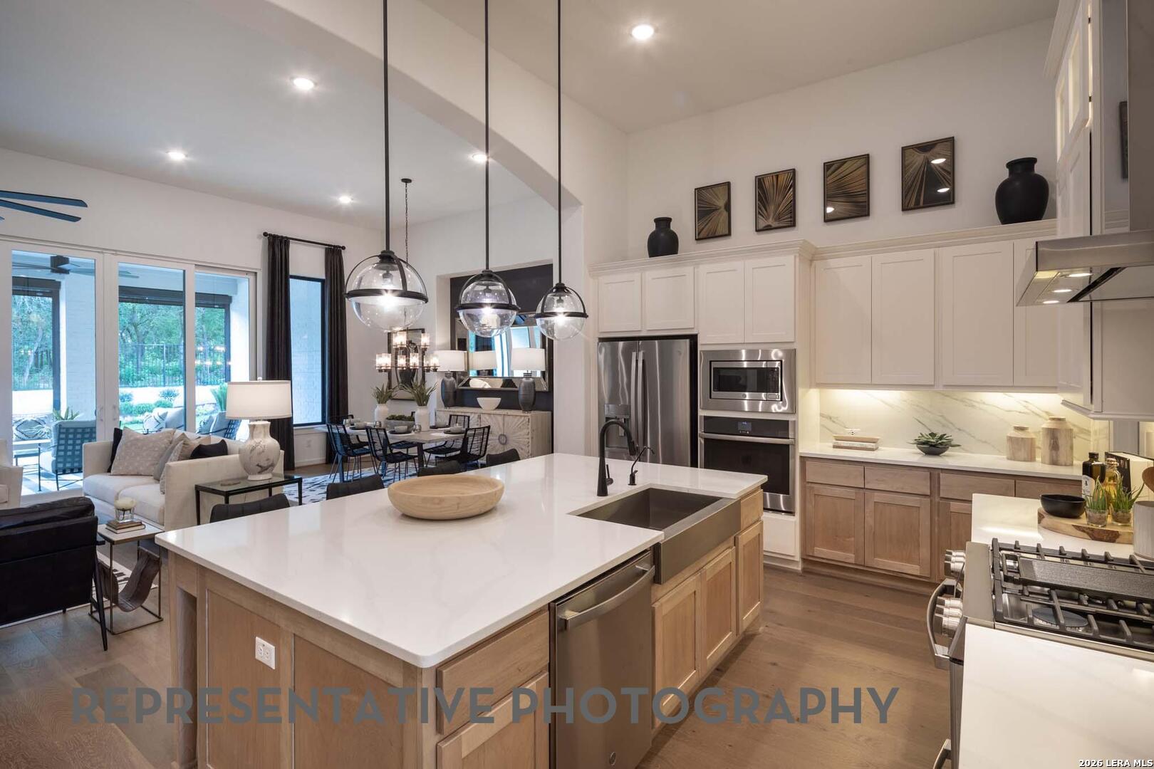 6992 Hallie Hunt Schertz TX 78154