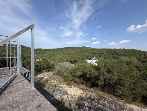 1362 Rockmoor Canyon Lake TX 78133