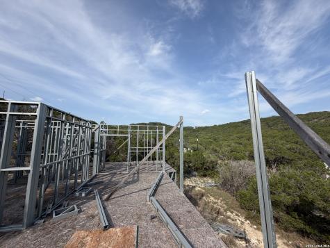 1362 Rockmoor Canyon Lake TX 78133