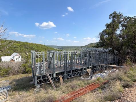 1362 Rockmoor Canyon Lake TX 78133