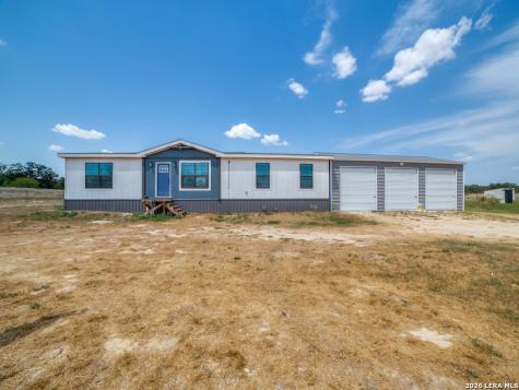 1156 Pr Vista Hills Lane Somerset TX 78069