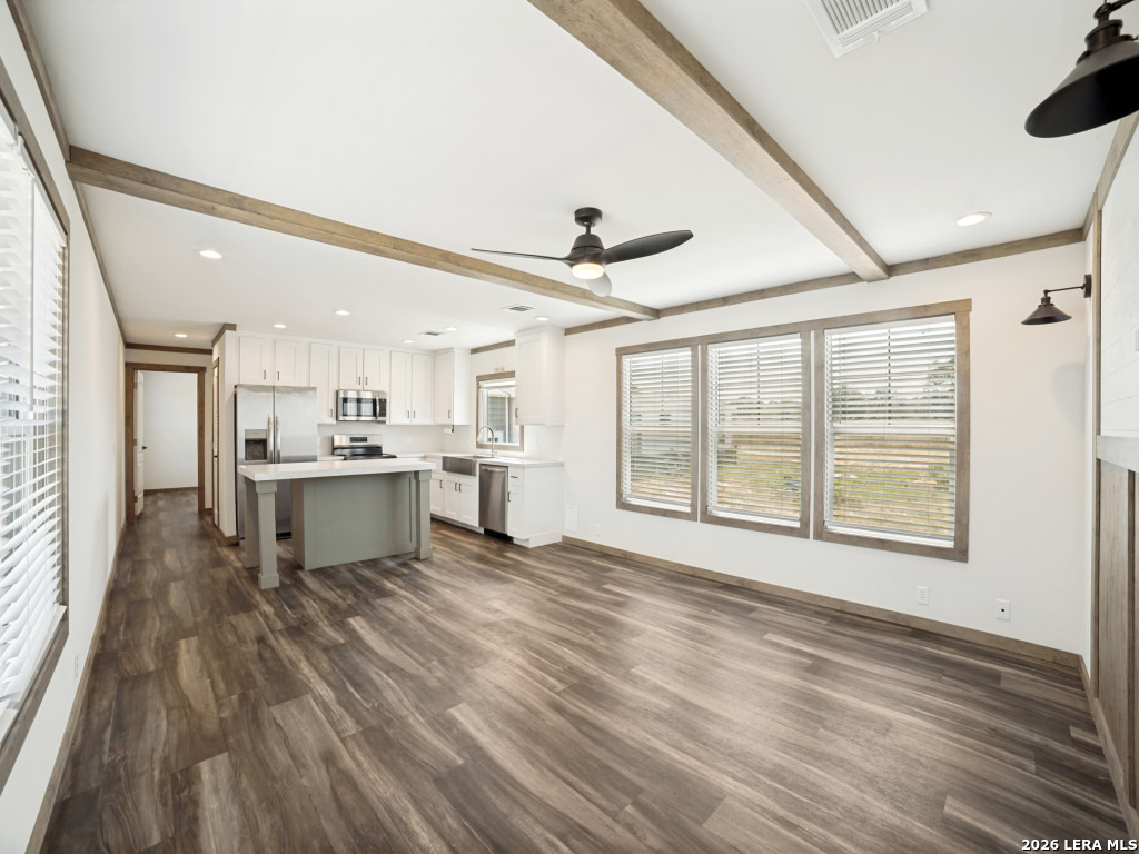 1156 Pr Vista Hills Lane Somerset TX 78069