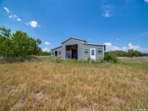 1156 Pr Vista Hills Lane Somerset TX 78069