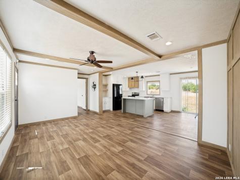 1156 Pr Vista Hills Lane Somerset TX 78069