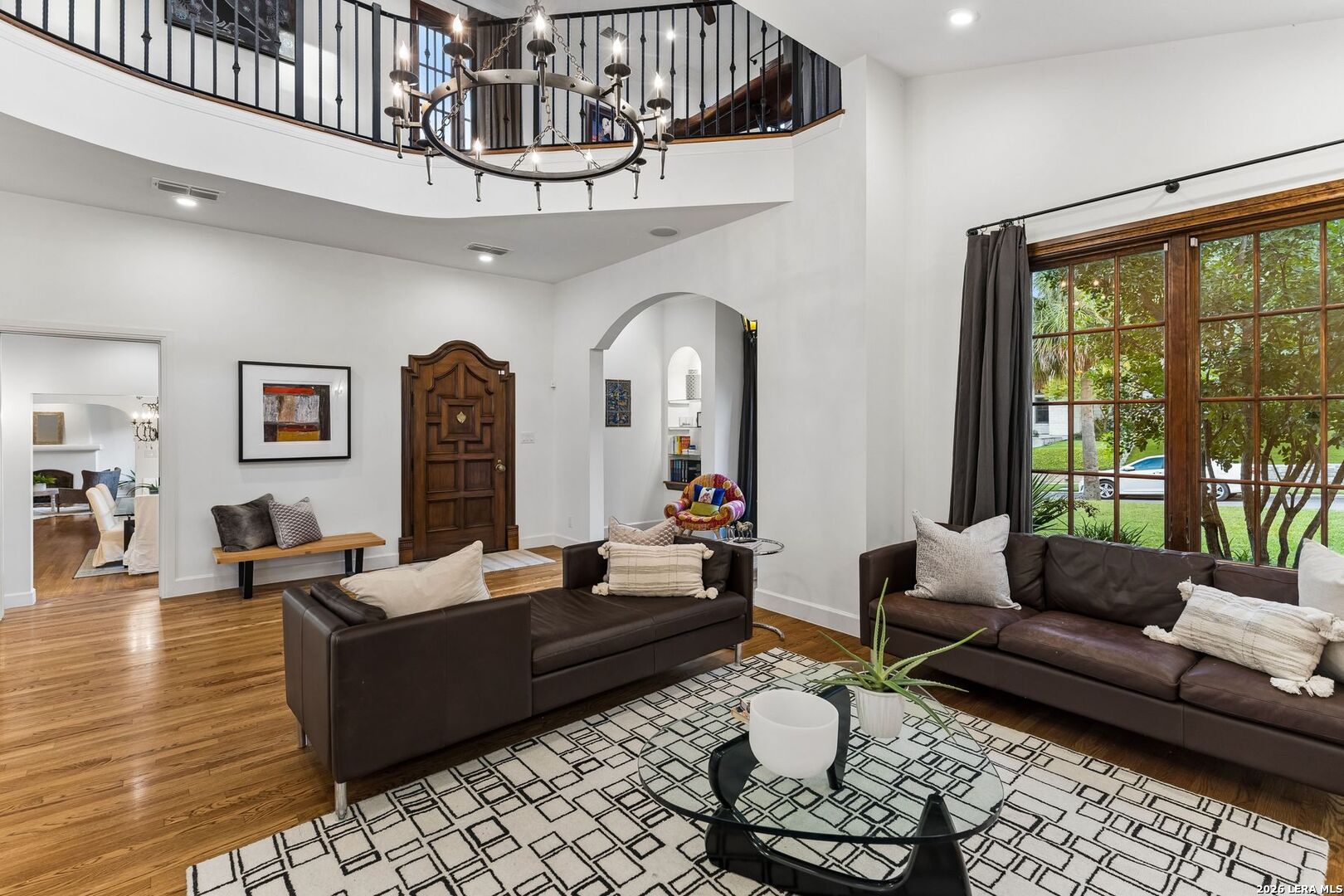 223 Cloverleaf Avenue Alamo Heights TX 78209