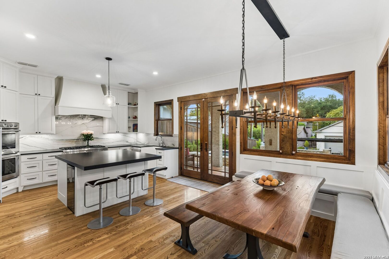 223 Cloverleaf Avenue Alamo Heights TX 78209