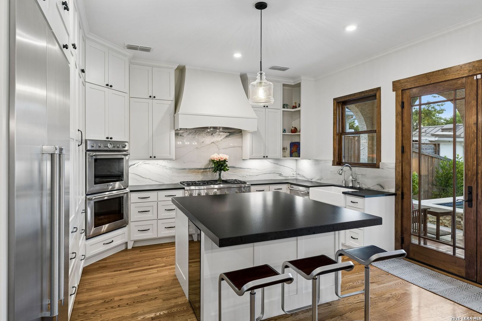 223 Cloverleaf Avenue Alamo Heights TX 78209