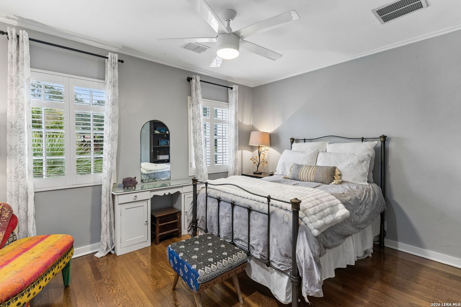 223 Cloverleaf Avenue Alamo Heights TX 78209