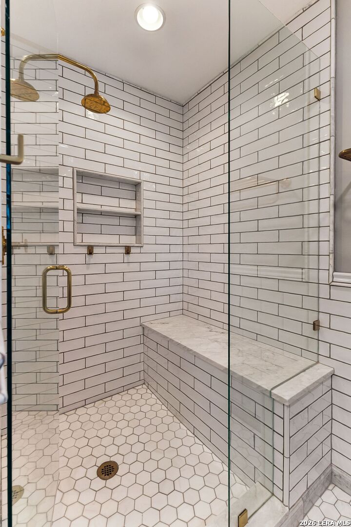 223 Cloverleaf Avenue Alamo Heights TX 78209