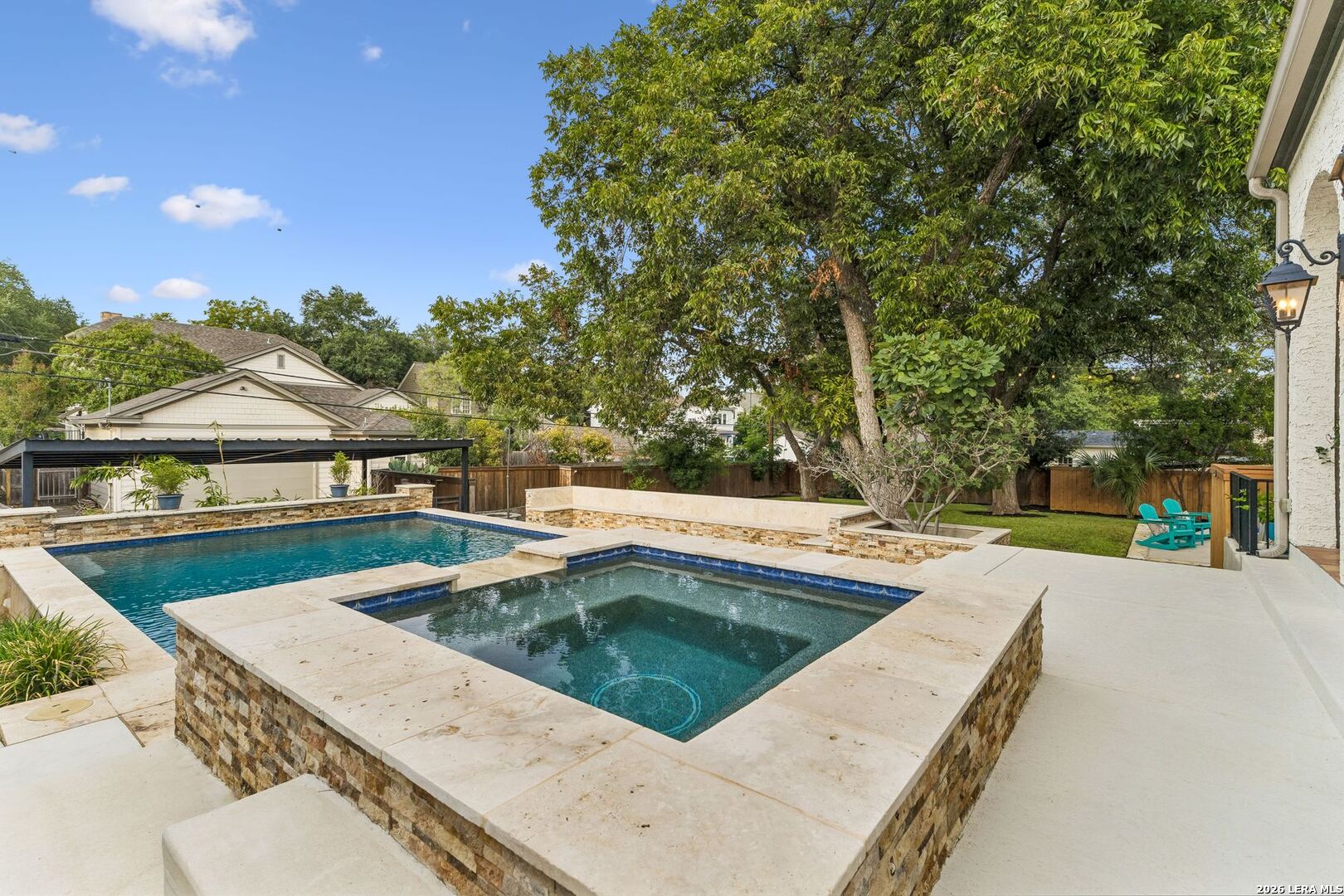 223 Cloverleaf Avenue Alamo Heights TX 78209