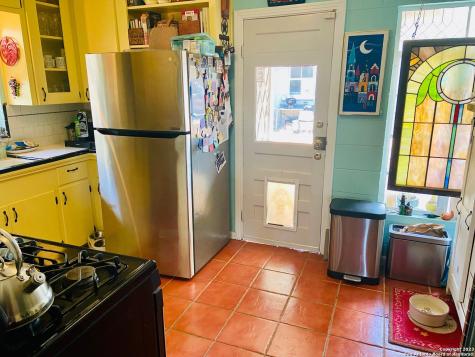 702 Everest Avenue San Antonio TX 78209