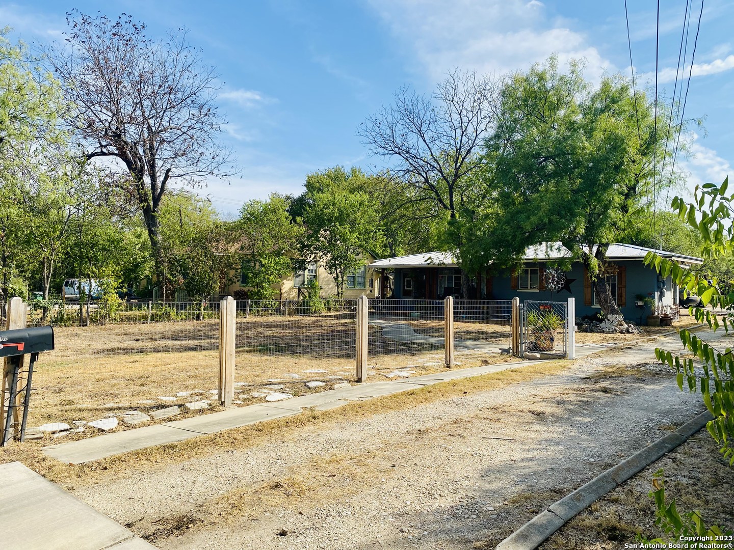 702 Everest Avenue San Antonio TX 78209