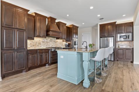 8035 Vanity Hill San Antonio TX 78256