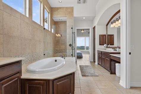 8035 Vanity Hill San Antonio TX 78256
