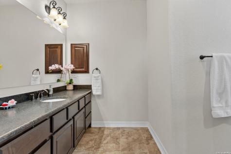 8035 Vanity Hill San Antonio TX 78256