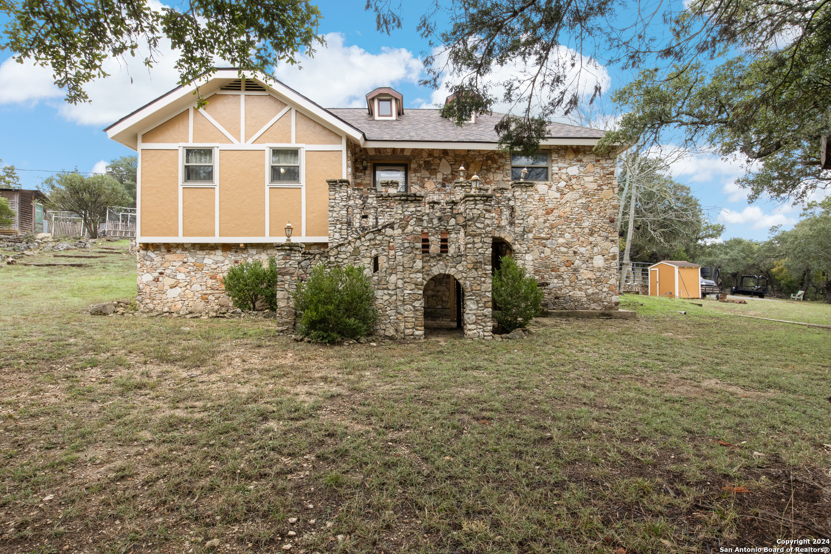 1414 Desert Gold Boerne TX 78006
