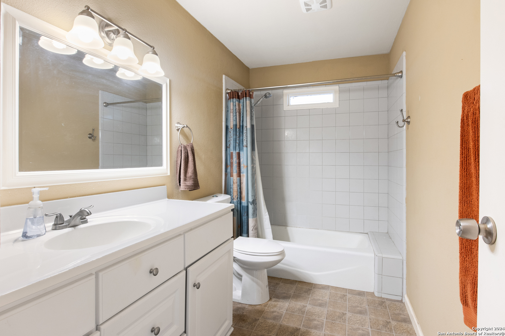 1414 Desert Gold Boerne TX 78006