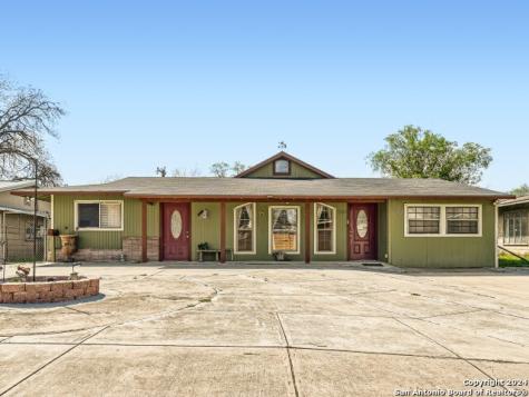 1113 Upland Road San Antonio TX 78220