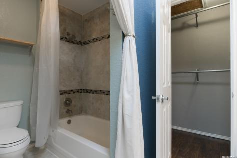 2434 Canyon Rim San Antonio TX 78232