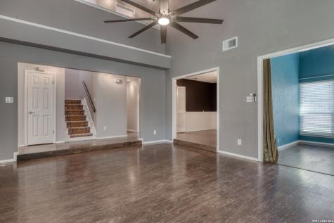 2434 Canyon Rim San Antonio TX 78232