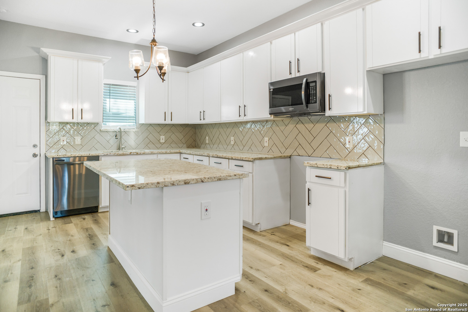 406 Gulf San Antonio TX 78202