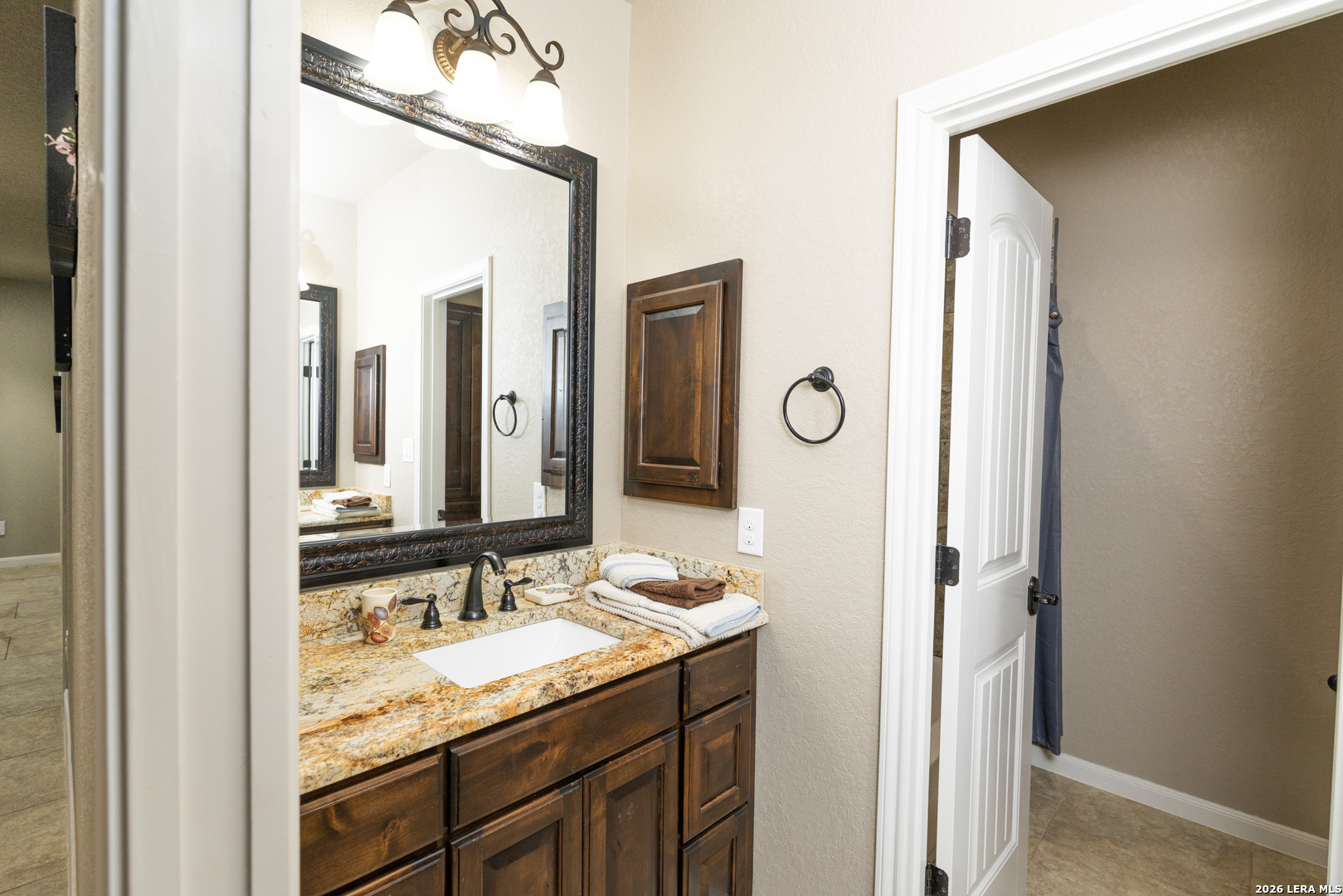 105 Elk Run La Vernia TX 78121