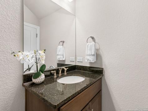 101 El Cielo Boerne TX 78006