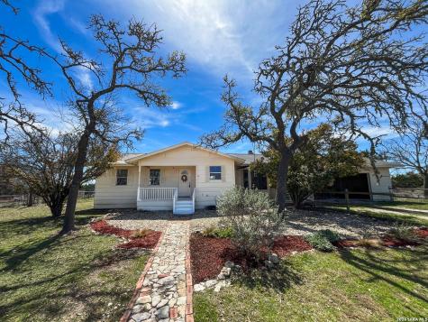 105 Peggy Drive Mountain Home TX 78058