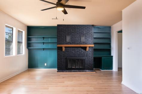 105 Peggy Drive Mountain Home TX 78058