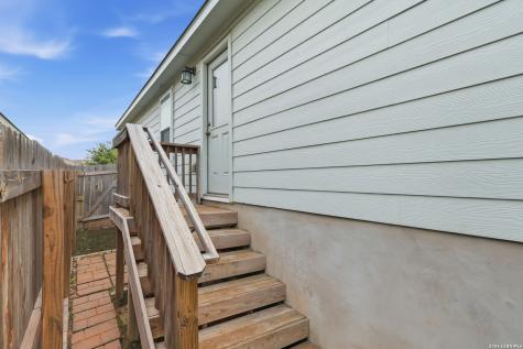13927 Silos Meadows San Antonio TX 78252