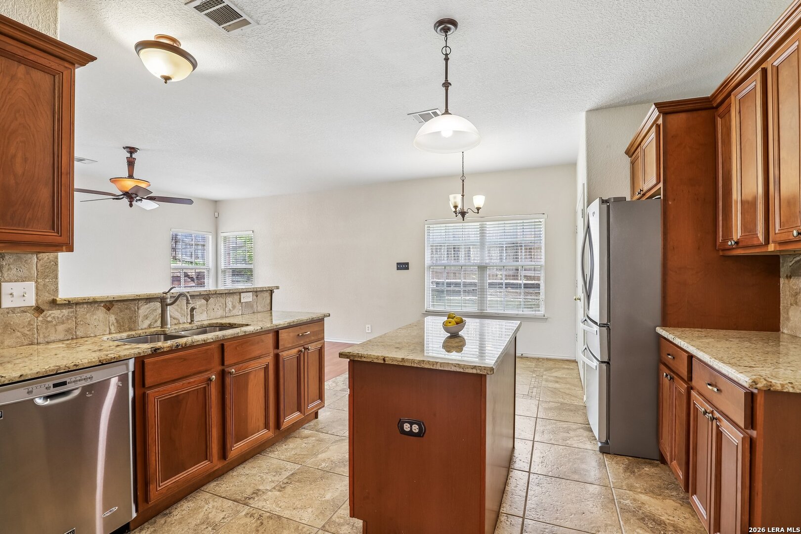 13358 Tusayan Universal City TX 78148