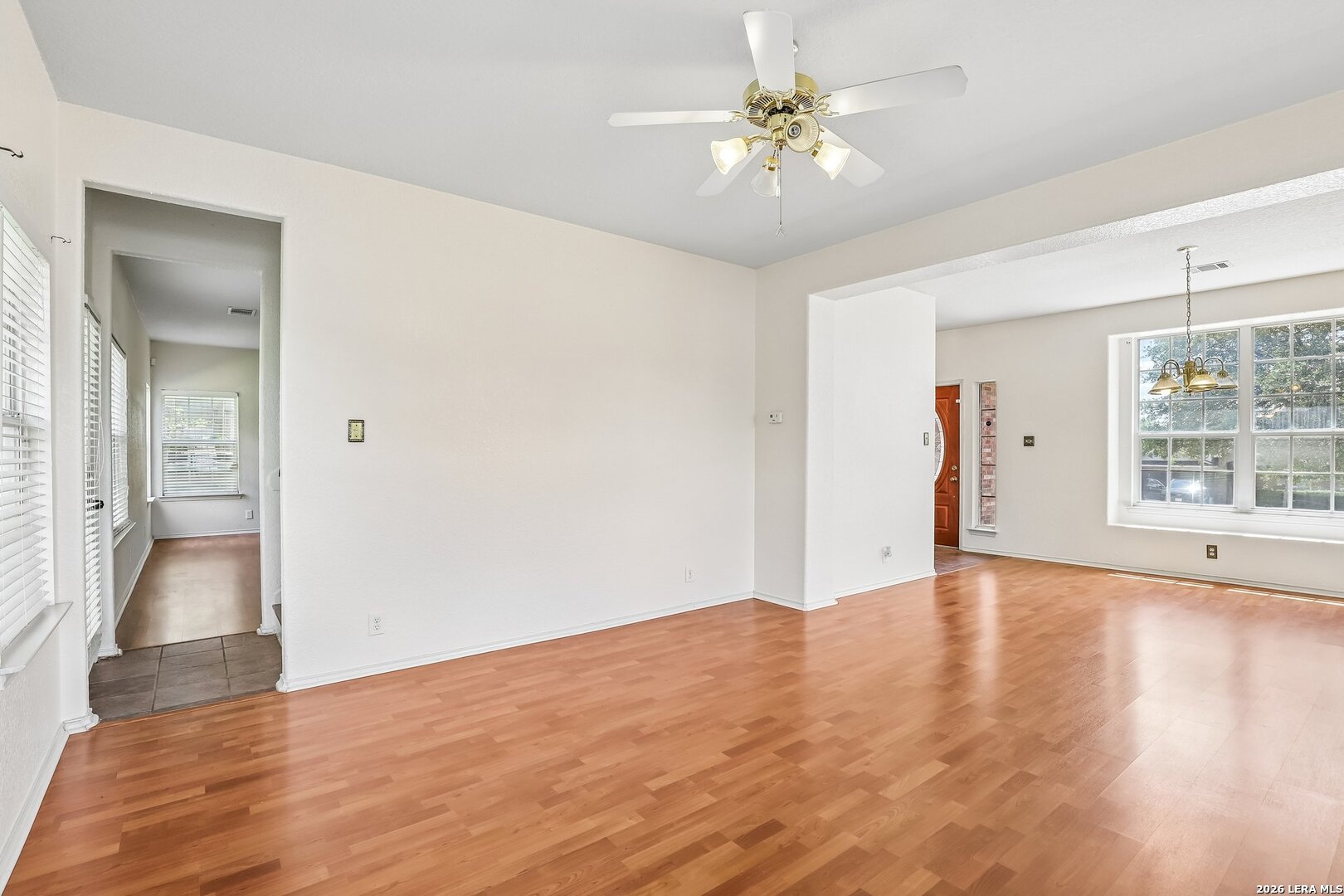 13358 Tusayan Universal City TX 78148