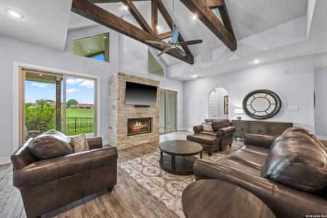 3200 Pinnacle Club Drive Kerrville TX 78028