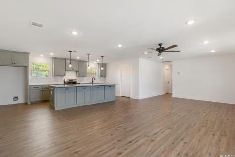 7227 Corsicana Street Iola TX 77861