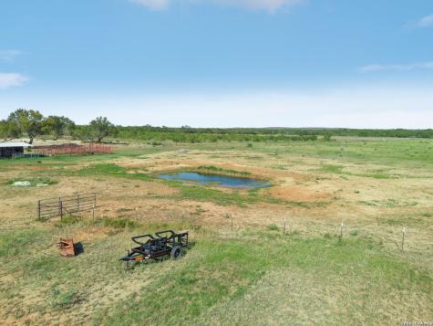 9009 Farm To Market 462 S. Hondo TX 78861