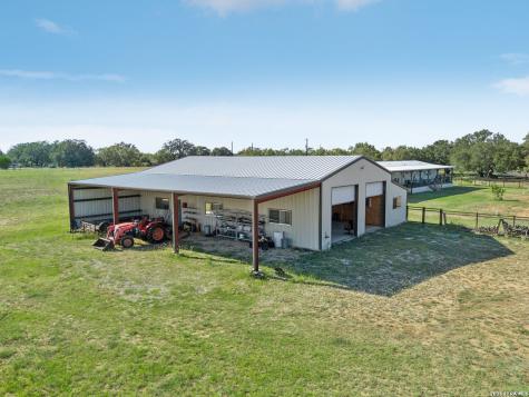 9009 Farm To Market 462 S. Hondo TX 78861