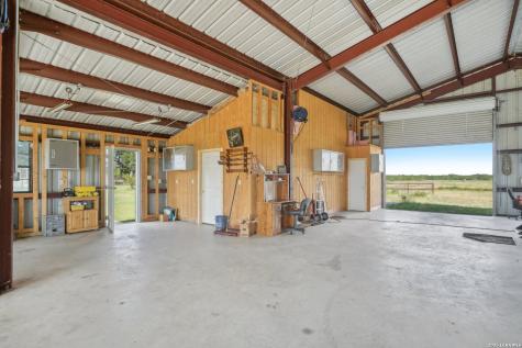9009 Farm To Market 462 S. Hondo TX 78861