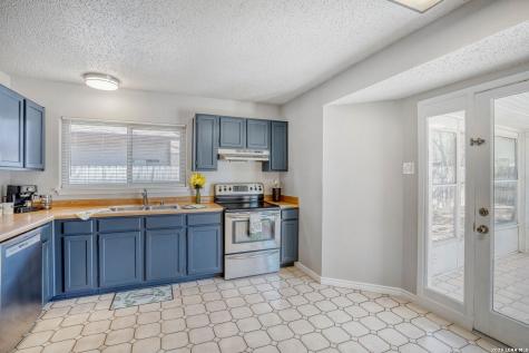 7118 Western Trail San Antonio TX 78244