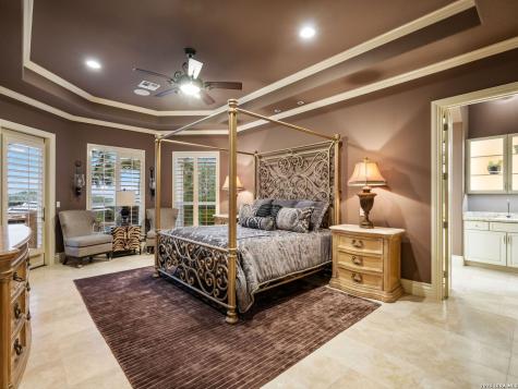 34 Galleria Drive San Antonio TX 78257