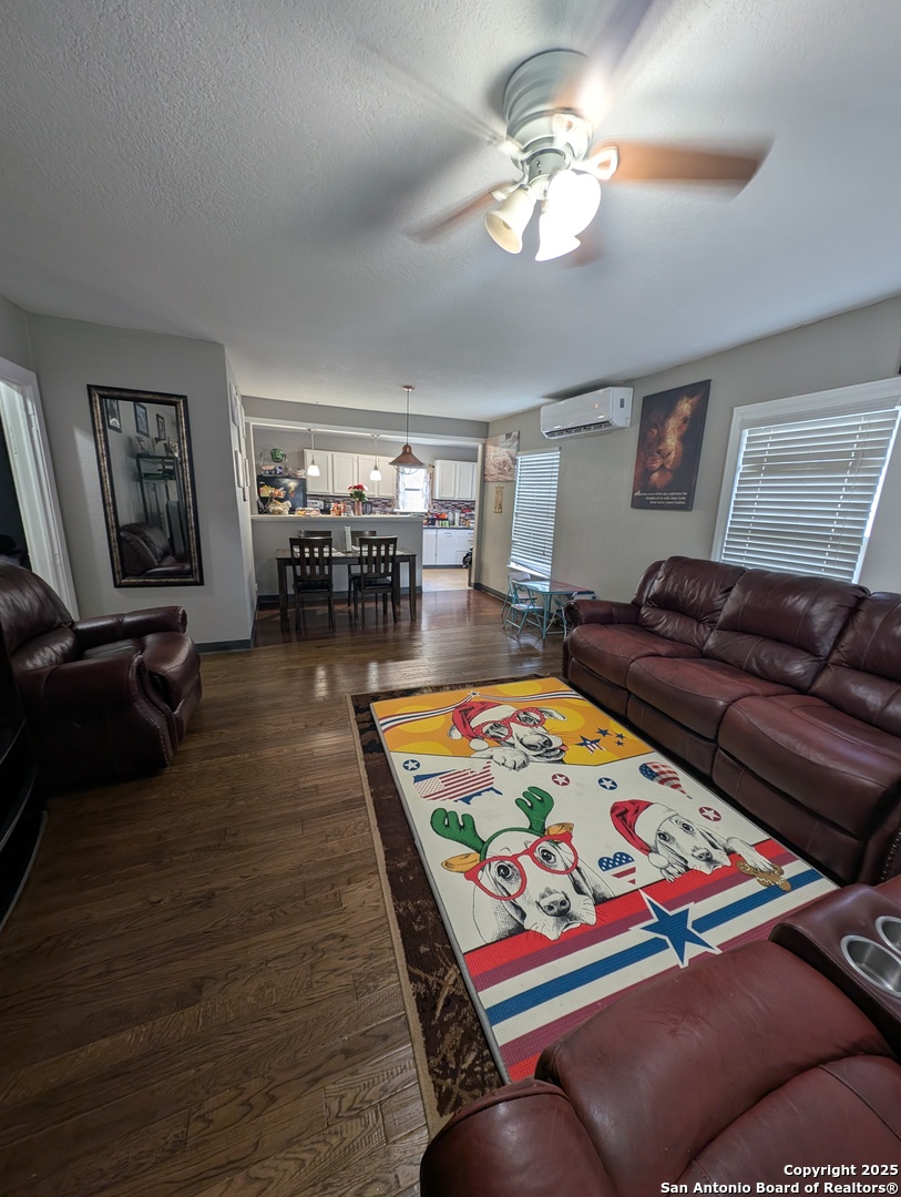 446 Royston Avenue San Antonio TX 78225