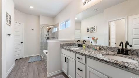 646 Overlook Ridge Cibolo TX 78108
