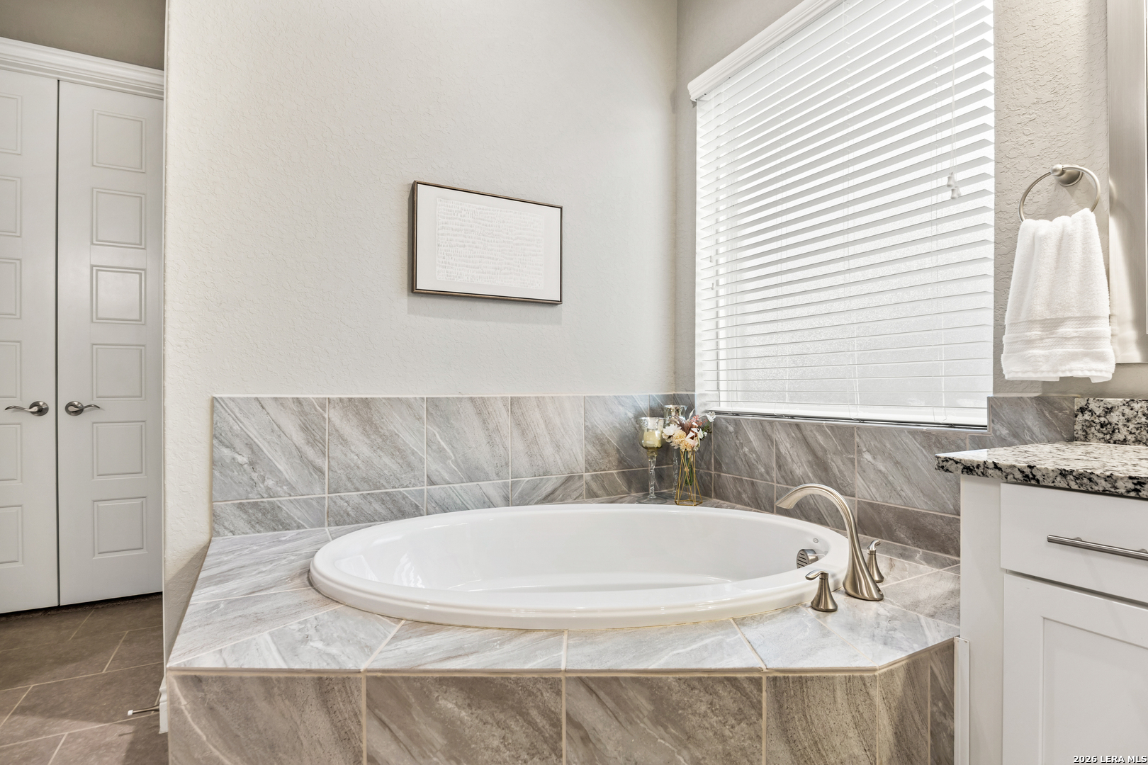 25911 Comanche Creek San Antonio TX 78261