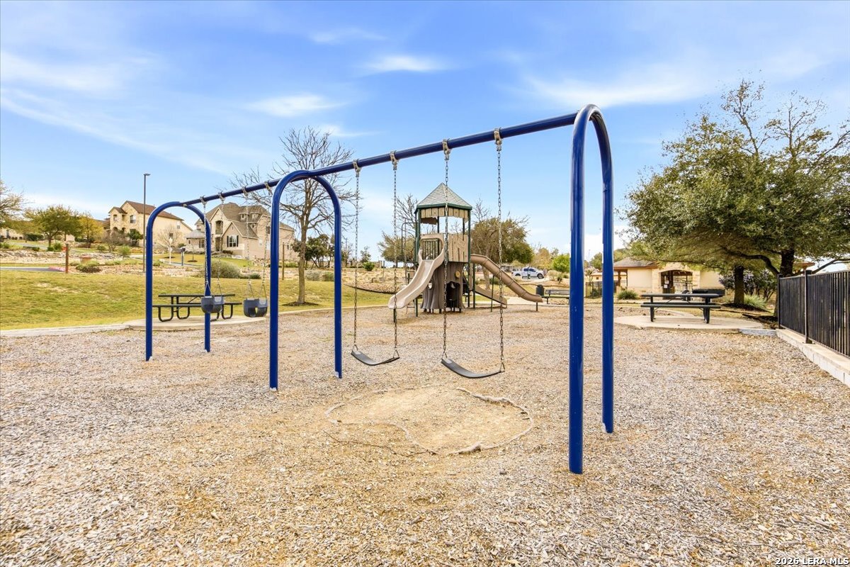 25911 Comanche Creek San Antonio TX 78261