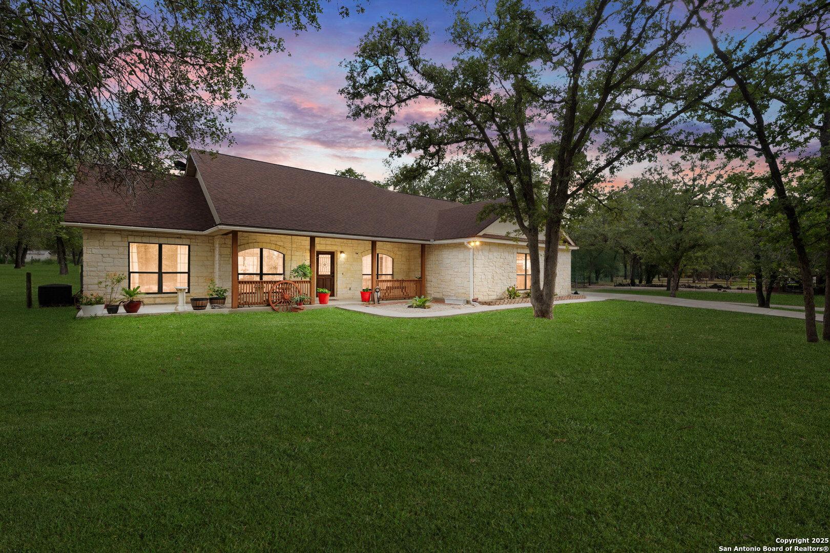 205 Oak Hollow Drive La Vernia TX 78121