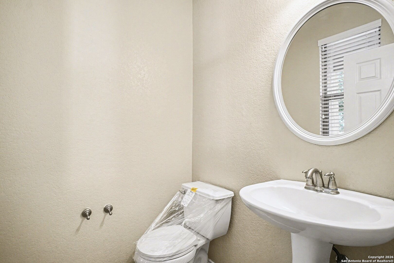 136 Prairie Falcon Boerne TX 78006