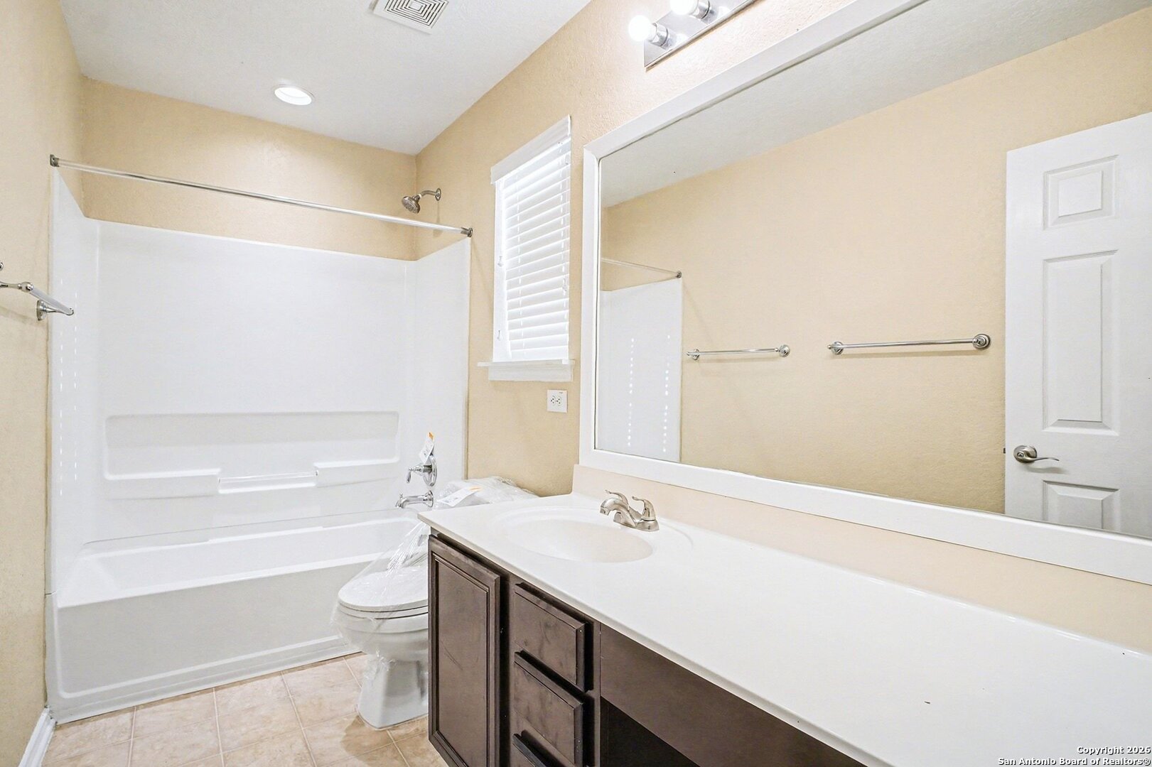 136 Prairie Falcon Boerne TX 78006